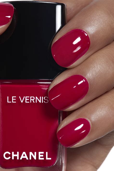 chanel le vernis longwear nail colour in chicness|chanel nail polish afterglow.